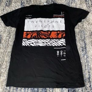 Twenty One pilots T-Shirt